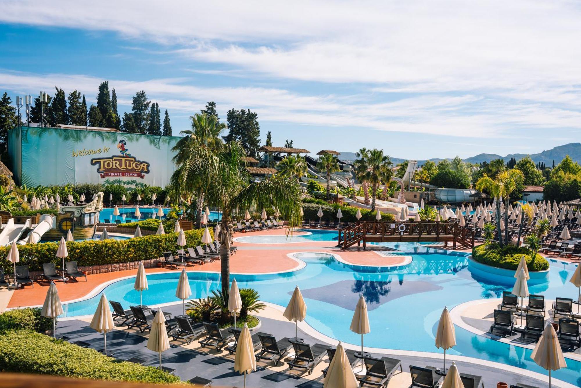 Atlantique Club Complex Kusadası